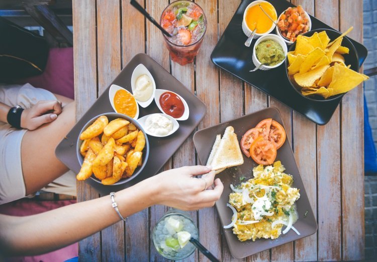 Caloriearm Uit Eten – 6 Tips Hoe Uit te Gaan Eten Tijdens Dieet